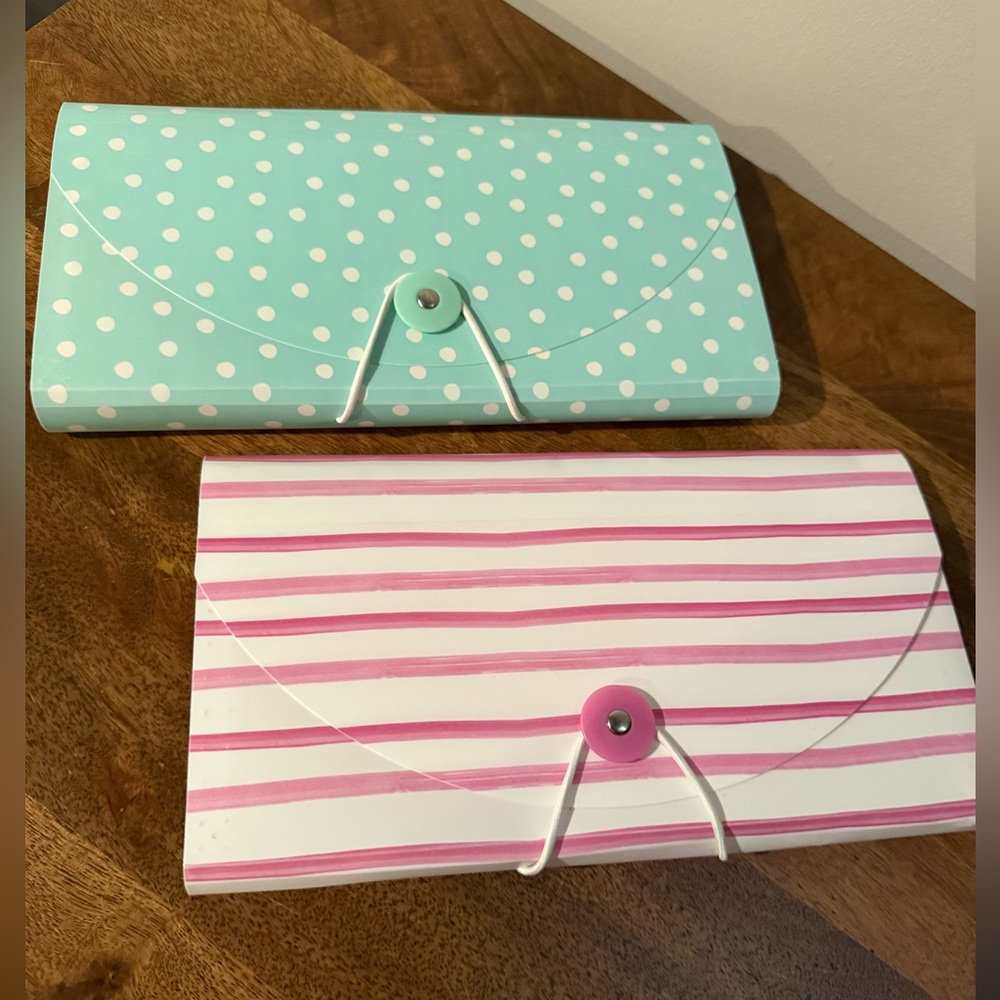 New, never used. Small organizers, bundle of 2. Great to organize receipts!